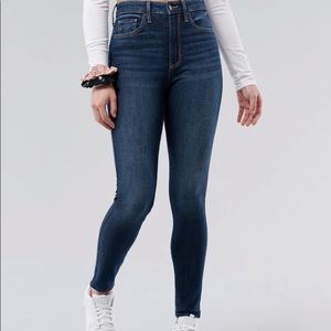 Hollister jeans SIZE 5L